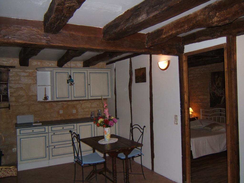 Gites des 3 Vallées Salignac Eyvigues Exterior foto